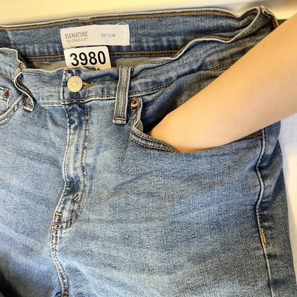 Signature Levi's Men Jeans 32X30 Blue Denim S37 Slim Classic Button Mid Rise - Picture 11 of 12